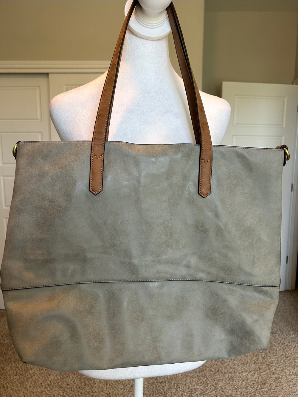Vegan Leather Gray Taupe Tote Laptop Travel Bag w Tan Handles and D Rings - Picture 2 of 8